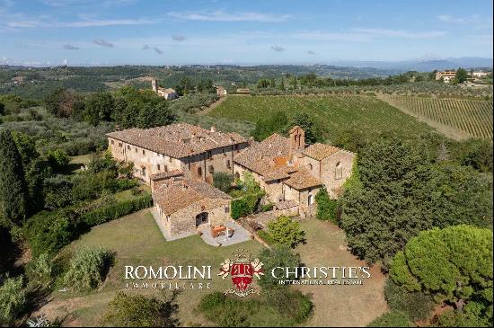 HISTORIC HOME FOR SALE IN A 14TH-CENTURY CONVENT IN FLORENCE