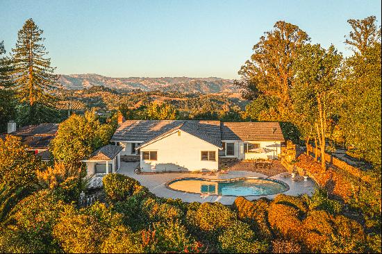 1236 North Fitch Mountain Road, Healdsburg, CA 95448