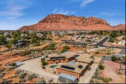 Serene Desert Retreat