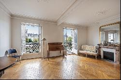 Paris 4th District – An ideal pied a terre