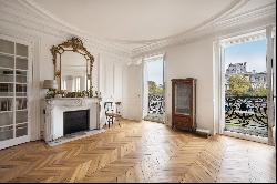 Paris 4th District – An ideal pied a terre