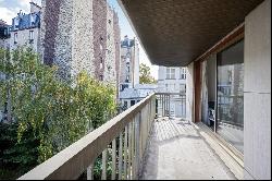 Neuilly-sur-Seine - Great potential for a 6-bed apartment