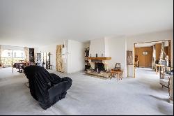 Neuilly-sur-Seine - Great potential for a 6-bed apartment