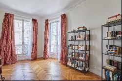 Paris 8th District – A superb one/two bed apartment