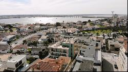 New 4 bedroom duplex flat for sale in ICON Sailor, Barra, Aveiro, Portugal