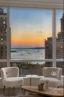 77 Greenwich Street 28A