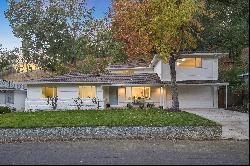 Remodeled Lafayette Cul-de-Sac Home