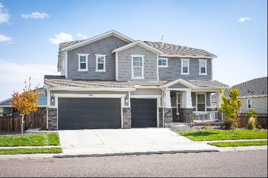 Open Floorplan with Plenty of Natural Sunshine! 