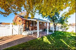 Spacious Brick Rambler with Mountain Views