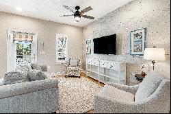 Well-Appointed Townhome Close To Beach And Destin Attractions