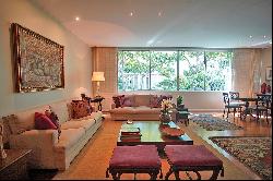 Spacious apartment near Ipanema Beach