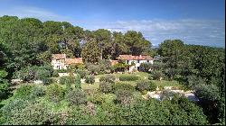 Propriété d'exception à Mougins : Bastide Provençale avec vue mer et terrain de…