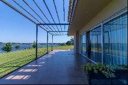 Lakefront Residence in the Gated Community Costa del Lago