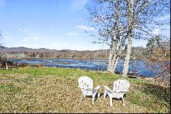 Serene Lakefront Living in the Berkshires Pontoosuc Lake Cove