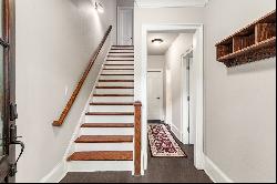 Terrific Townhome at the Crossways of Midtown, Atlantic Station, and Westside!