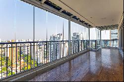 Wonderful penthouse with private elevator to the upper floor