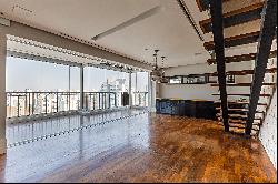 Wonderful penthouse with private elevator to the upper floor