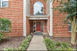 607 Admiral Drive, Annapolis, MD 21401