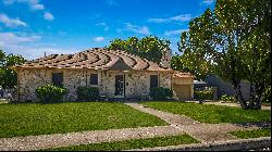 226 West Wildwood Drive, San Antonio, TX 78212