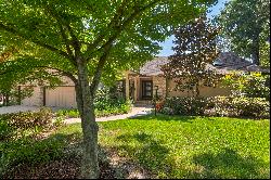 Magnificent Estate Home With Pool And Private Beach 