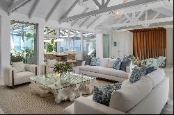 Salacia Villa, Grace Bay Beachfront