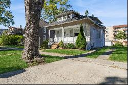 1434 Oakwood Avenue, Des Plaines IL 60016