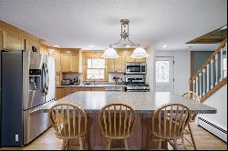 52 Colony Dr, East Longmeadow MA 01028