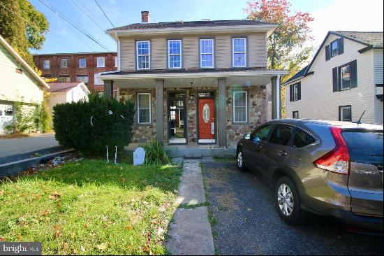 51 S Manor Street, Mountville PA 17554