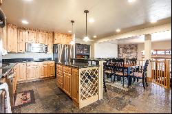 Mountain Escape Awaits! Bear Hollow Townhome with Prime Location & Amenities