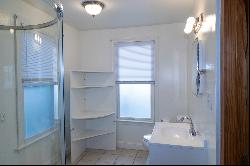 Beautifully Remodeled Apartment in East Norwalk