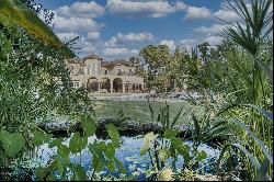 Magnificent American-style 3-Story Luxury Villa