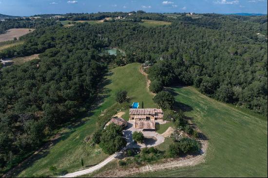 Charming villa in Val d'Orcia