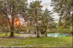 In the Heart of Chianti, Stone Farmhouse with Pool and Breathtaking Views