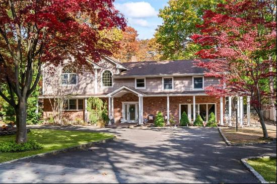 99 Shirley Court, Smithtown, NY, 11787, USA