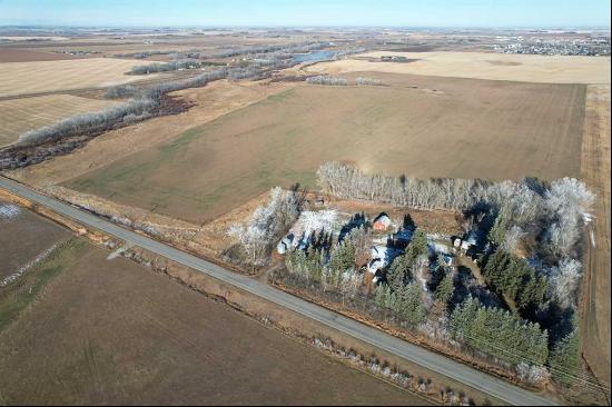 1542 Township Road 324, Rural Mountain View County, AB, T4H0E5, CANADA