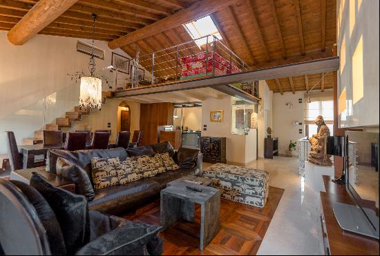 large luxury apartment in verona