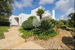 three bedroom villa with a pool