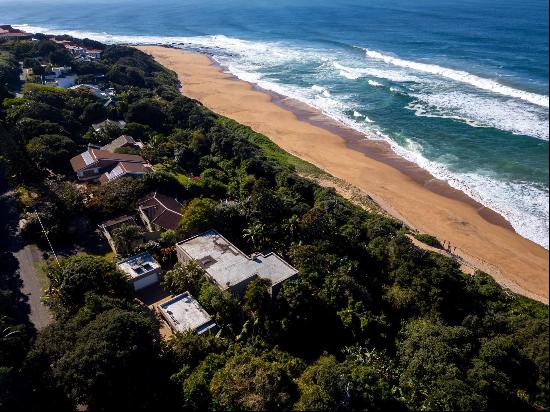 exquisite beachfront retreat