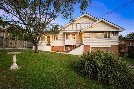 37 Curd Street, Greenslopes, AUSTRALIA