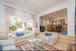 Stunning family home in a desirable neighbourhood!