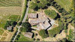 Il Convento with truffle, vineyards and olive grove Siena – Toscana