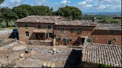 Il Convento with truffle, vineyards and olive grove Siena – Toscana