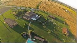 The Ancient Well Farm with pool and restaurant, Grosseto - Tuscany