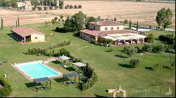 The Ancient Well Farm with pool and restaurant, Grosseto - Tuscany