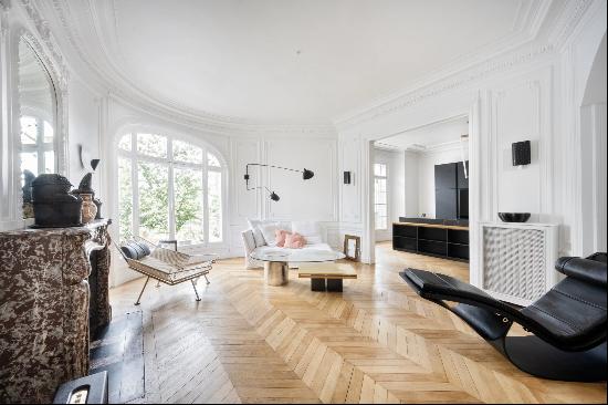 Paris 15th District – A renovated 3-bed apartment