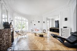 Paris 15th District – A renovated 3-bed apartment