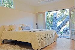 1372 Old Topanga Canyon Rd