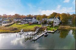 Experience Refined Luxury in this Pristine, Sophisticated Waterfront Home!