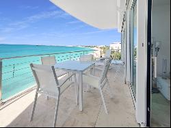 Luxurious 3 Bedroom Duplex at Aqualina Beach Club Residence