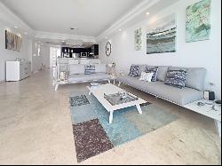 Luxurious 3 Bedroom Duplex at Aqualina Beach Club Residence